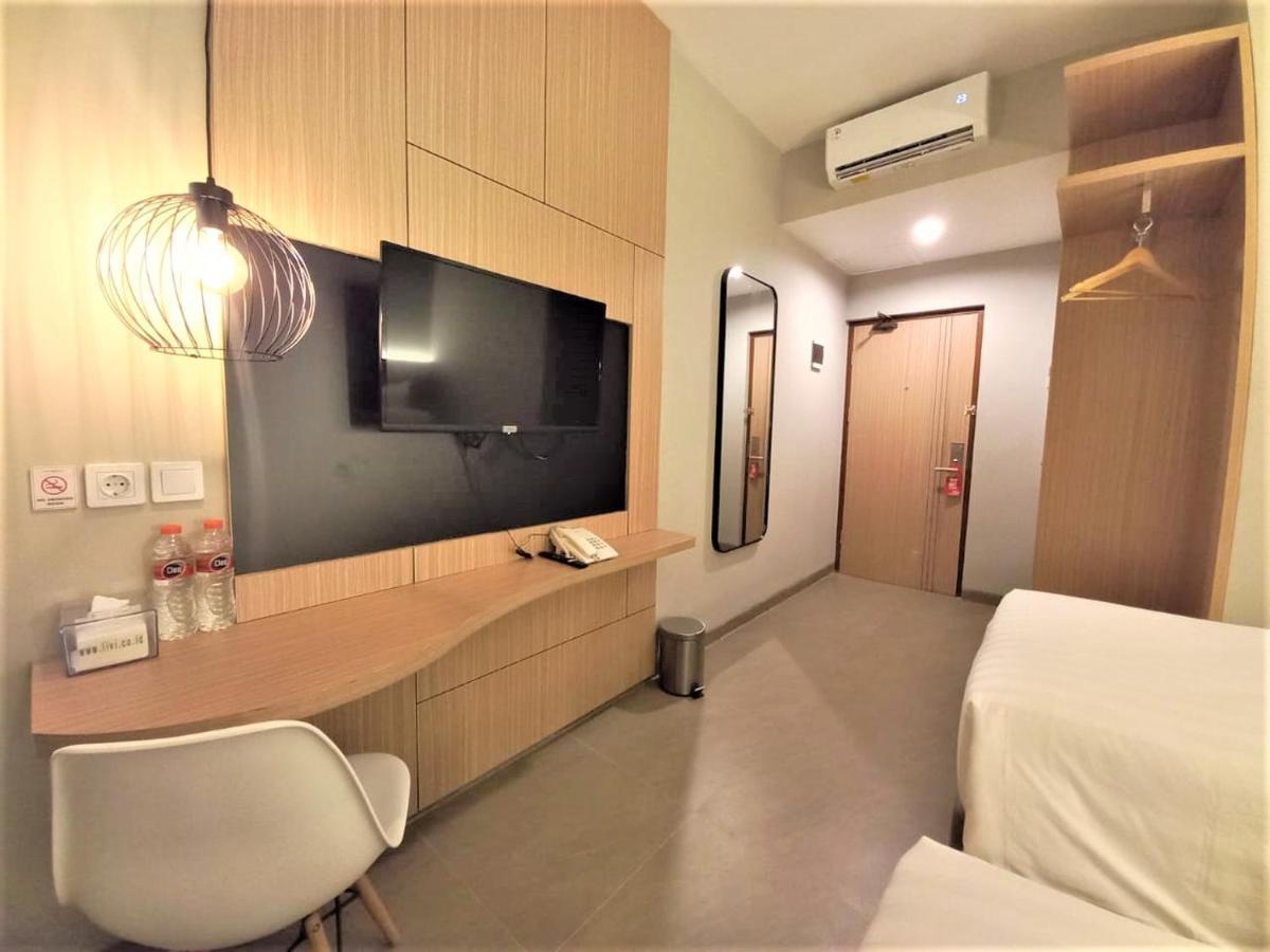 Front One King Hotel Tuban Tuban  Luaran gambar